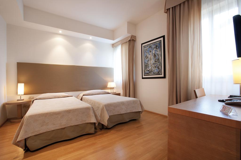 Hotel Campiello San Giovanni al Natisone Стая снимка